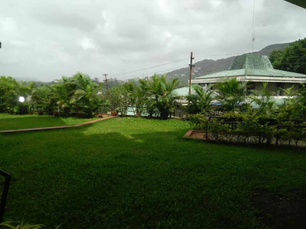Sunrise Hill Resort Khandāla Exterior foto